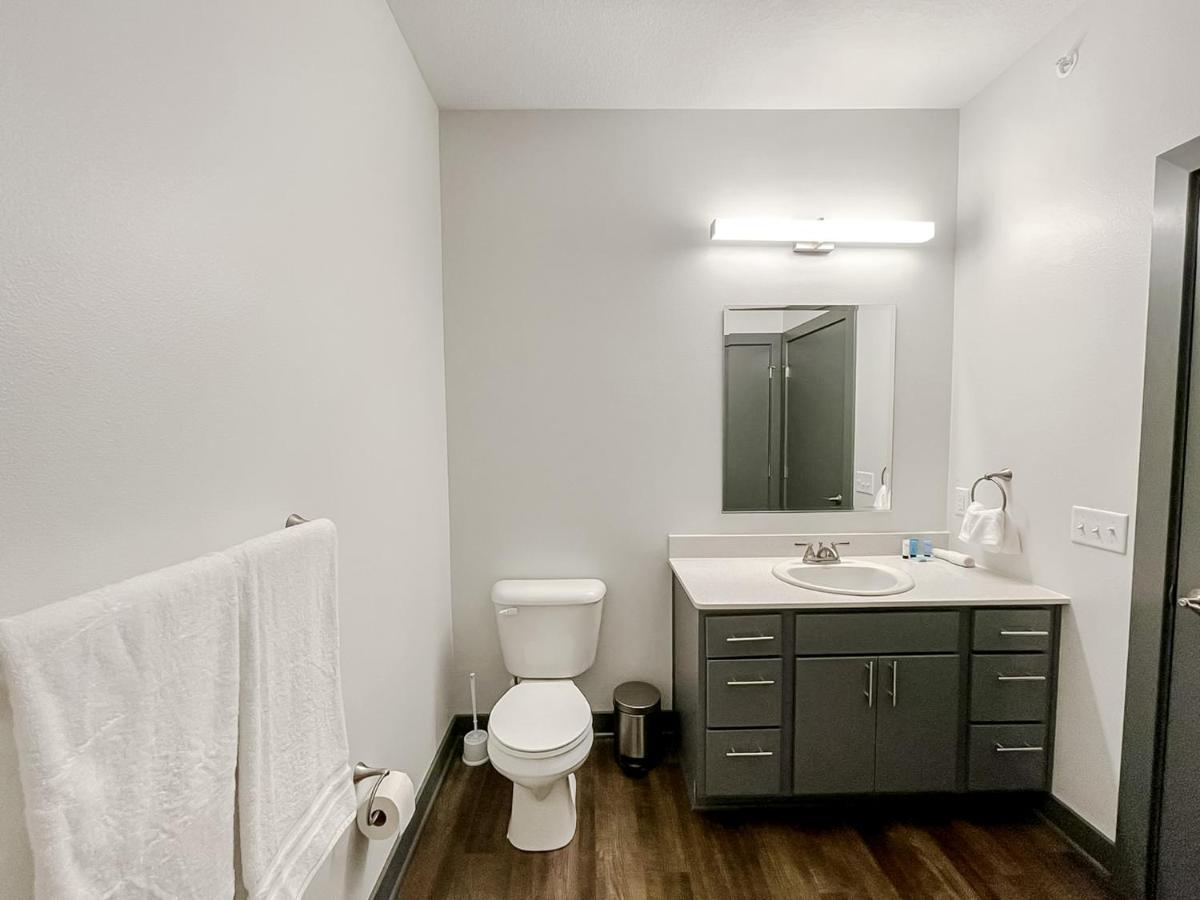 Sleepover 1Bd 1Ba Des Moines Apartments Buitenkant foto