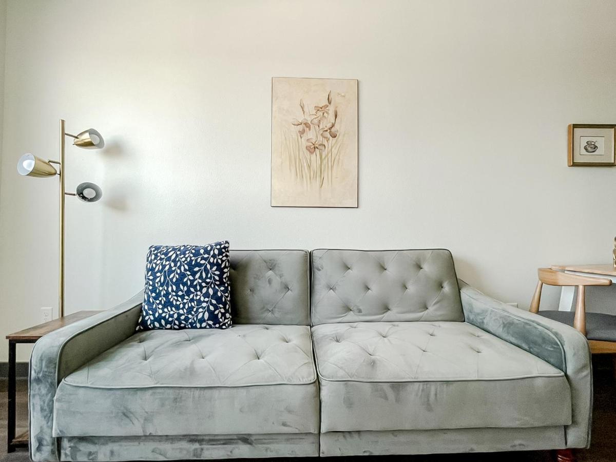 Sleepover 1Bd 1Ba Des Moines Apartments Buitenkant foto