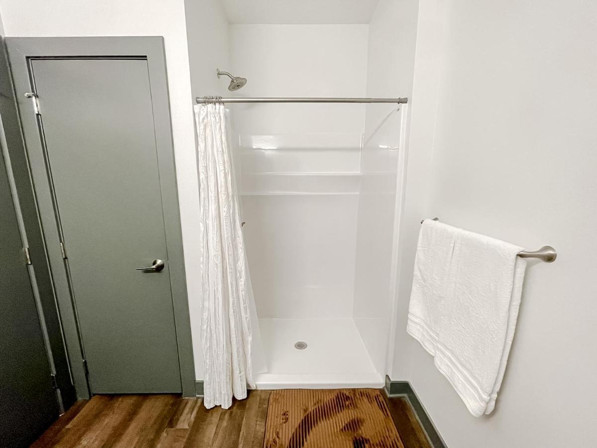 Sleepover 1Bd 1Ba Des Moines Apartments Buitenkant foto